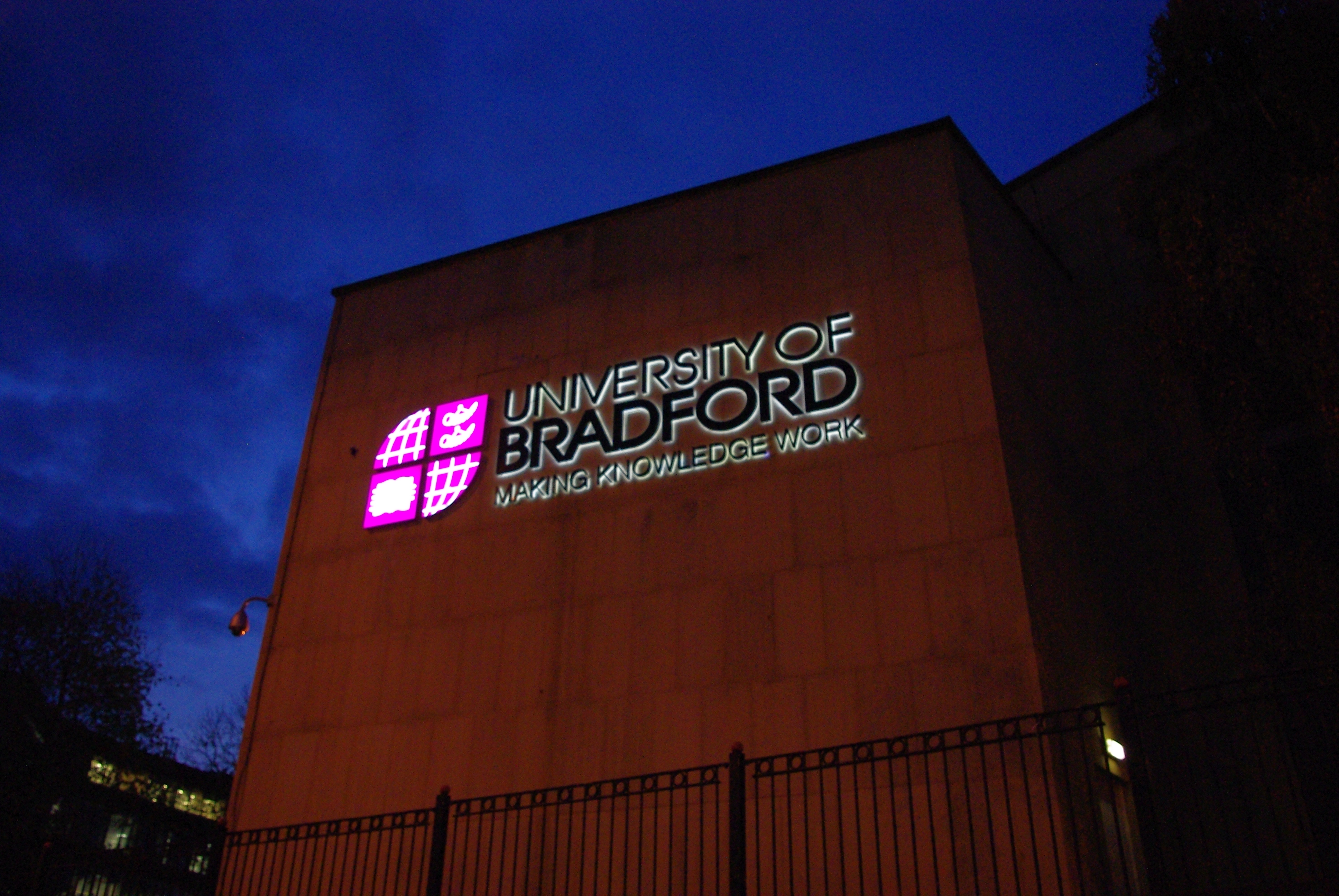  University of Bradford Phd Scholarships. 