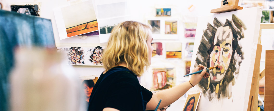 Vice-Chancellor’s International Scholarship at Leeds Arts University in UK, 2018/2019