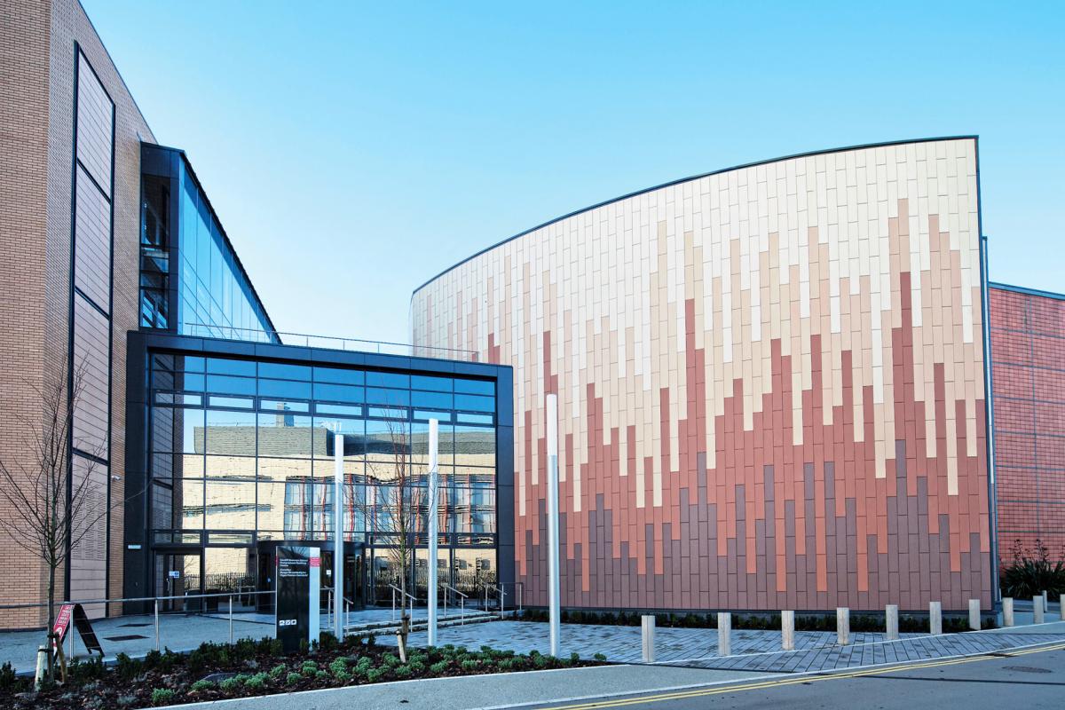 Cardiff Business School Don Barry MBA Scholarship in UK, 2019