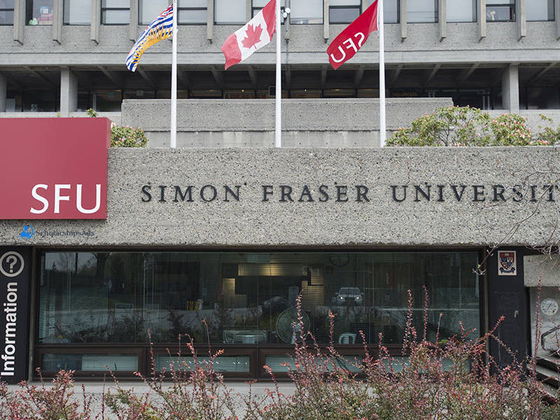 Canada Distinction and Living Allowance Undergraduate Scholars Entrance international awards