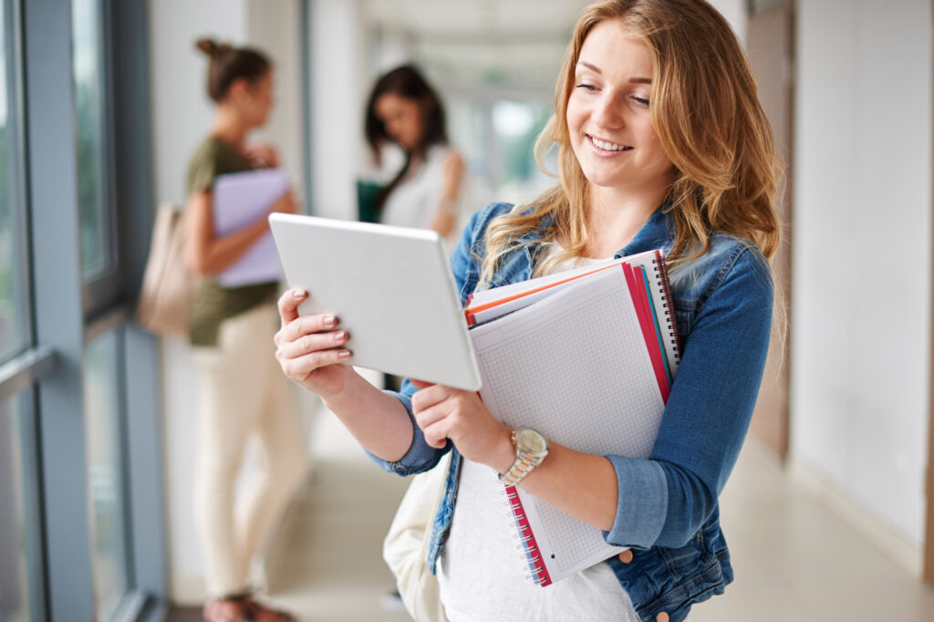 Why a High IELTS Academic Score is Your Key to International Scholarships