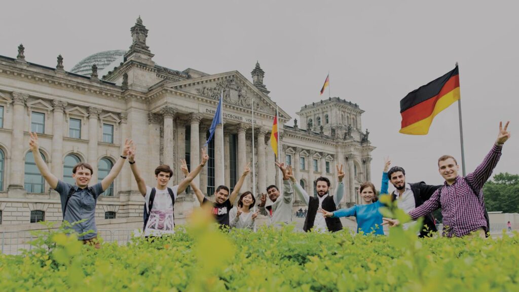 SBW Berlin Announces Fully Funded Scholarships for International Students in 2023/24