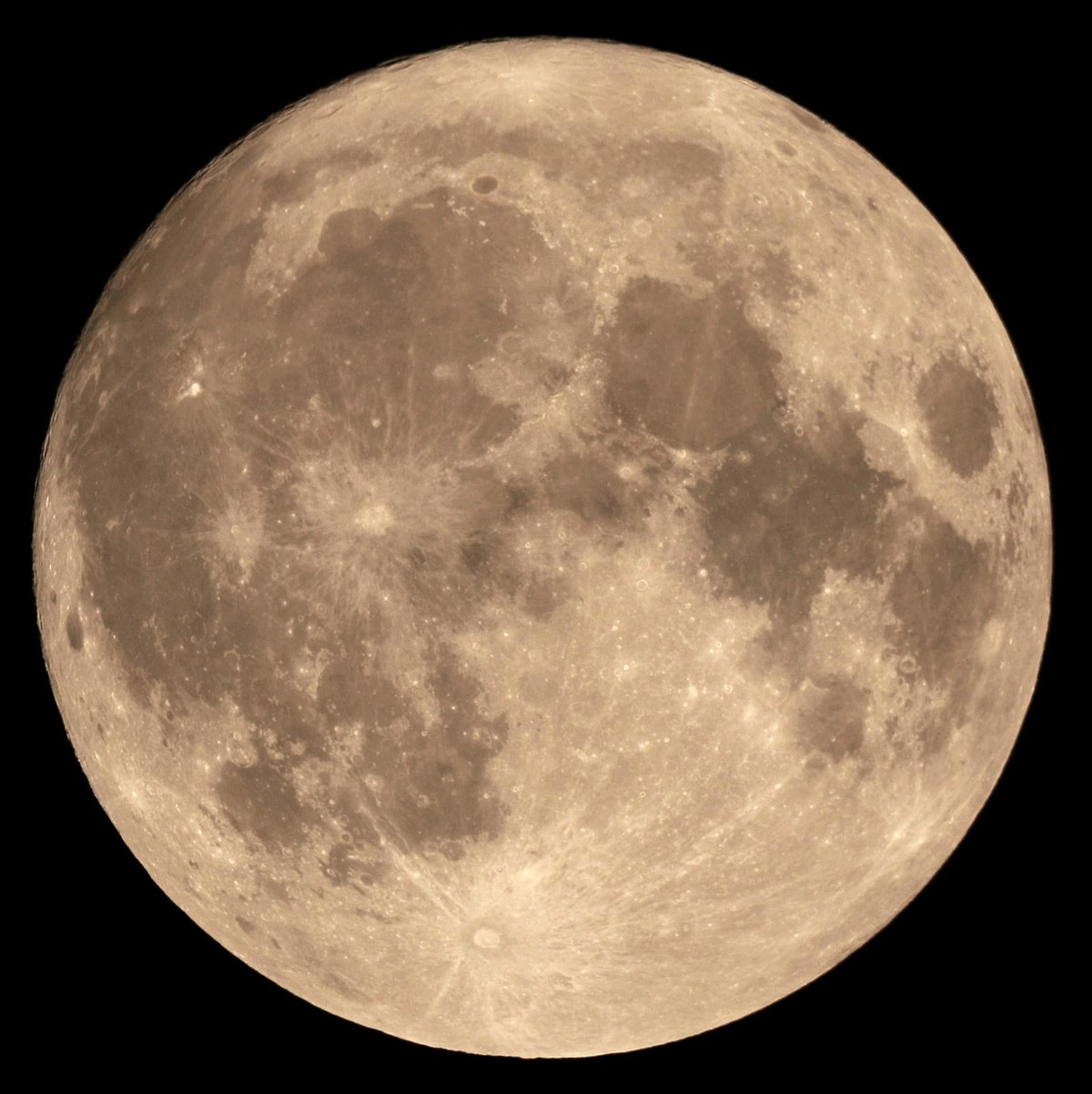 What Is a Supermoon?