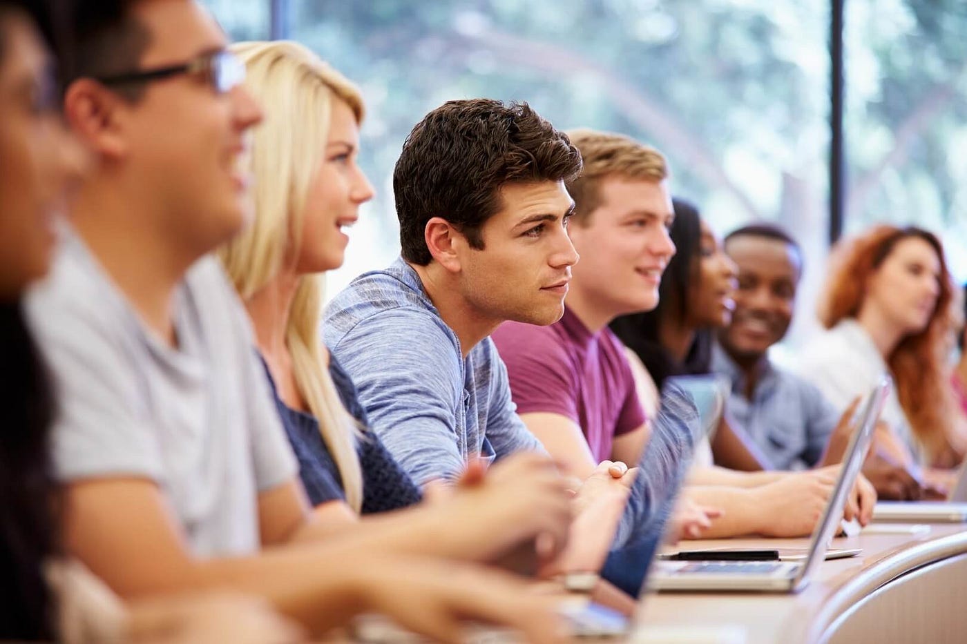 How Technology and Hosting Control Panels Revolutionize Scholarship Management