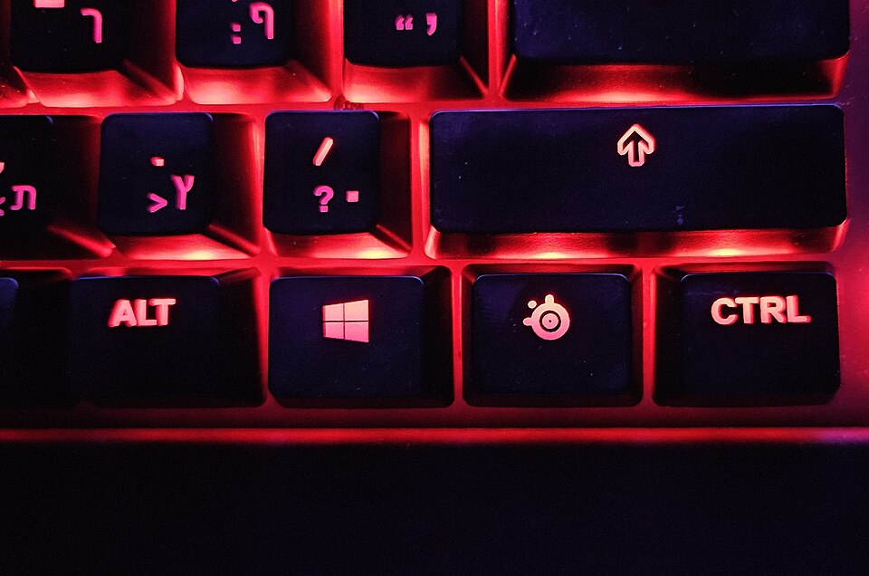 SteelSeries Apex 5