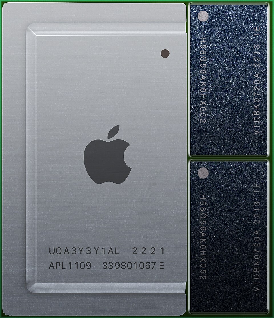 Apple MacBook Air (M2, 2022)