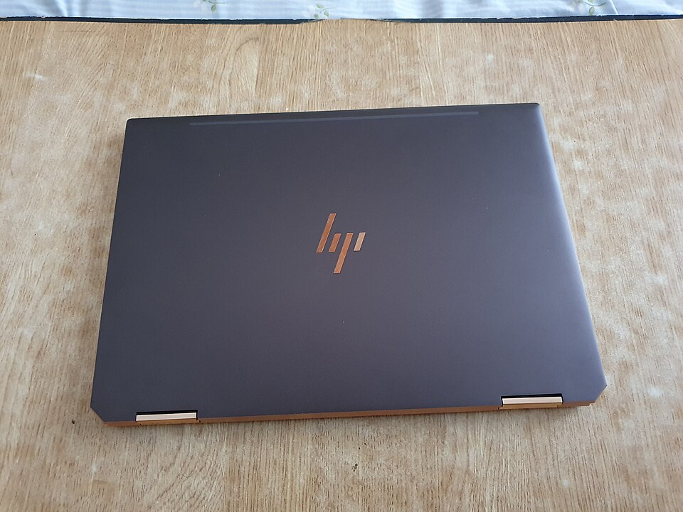 HP Spectre x360 (2020)