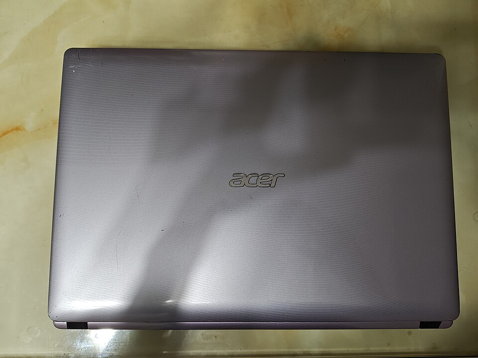 Acer Aspire 5
